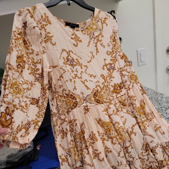 NWOT Forever 21 Dress - Picture 2 of 4